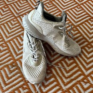 adidas Men's Light Gray White Knit Sneakers